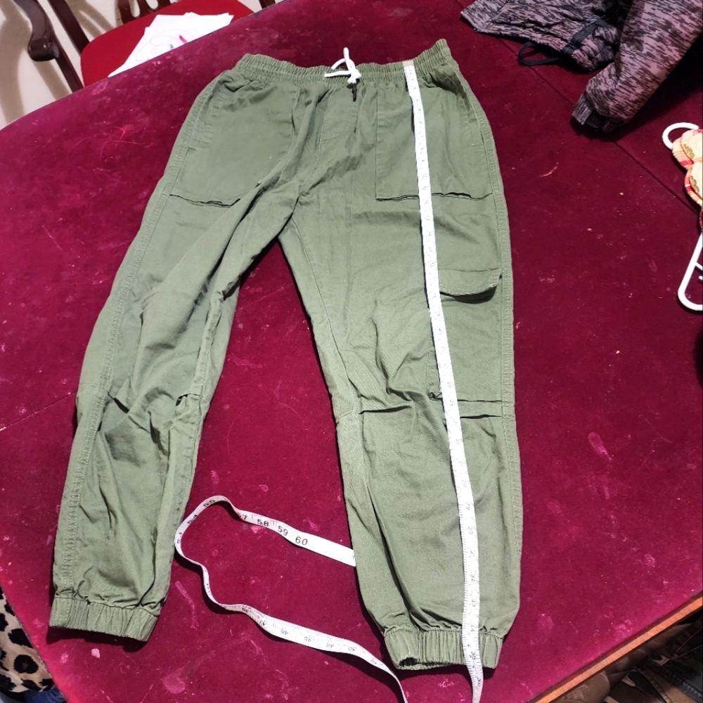 NWOT ... SHEIN Joggers - Picture 3 of 8